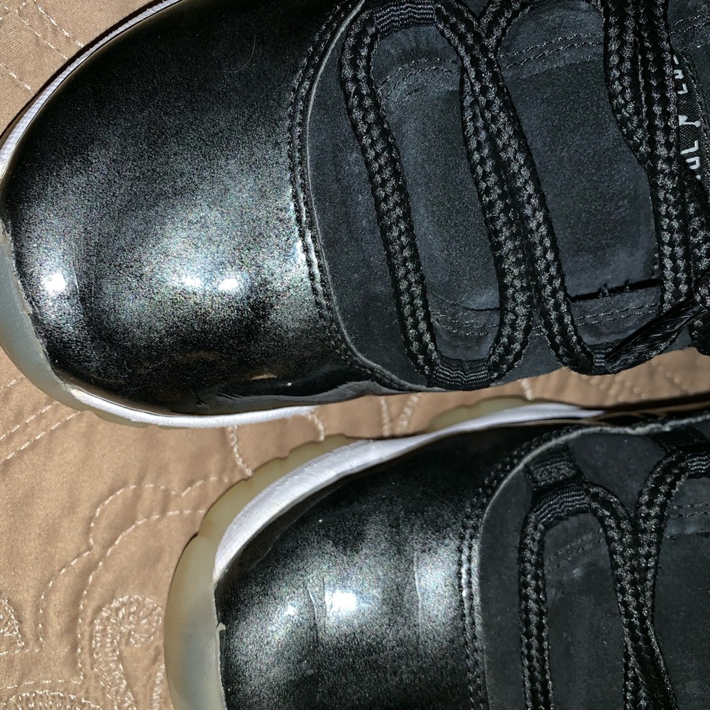 Jordan 11 - Picture 3 of 3